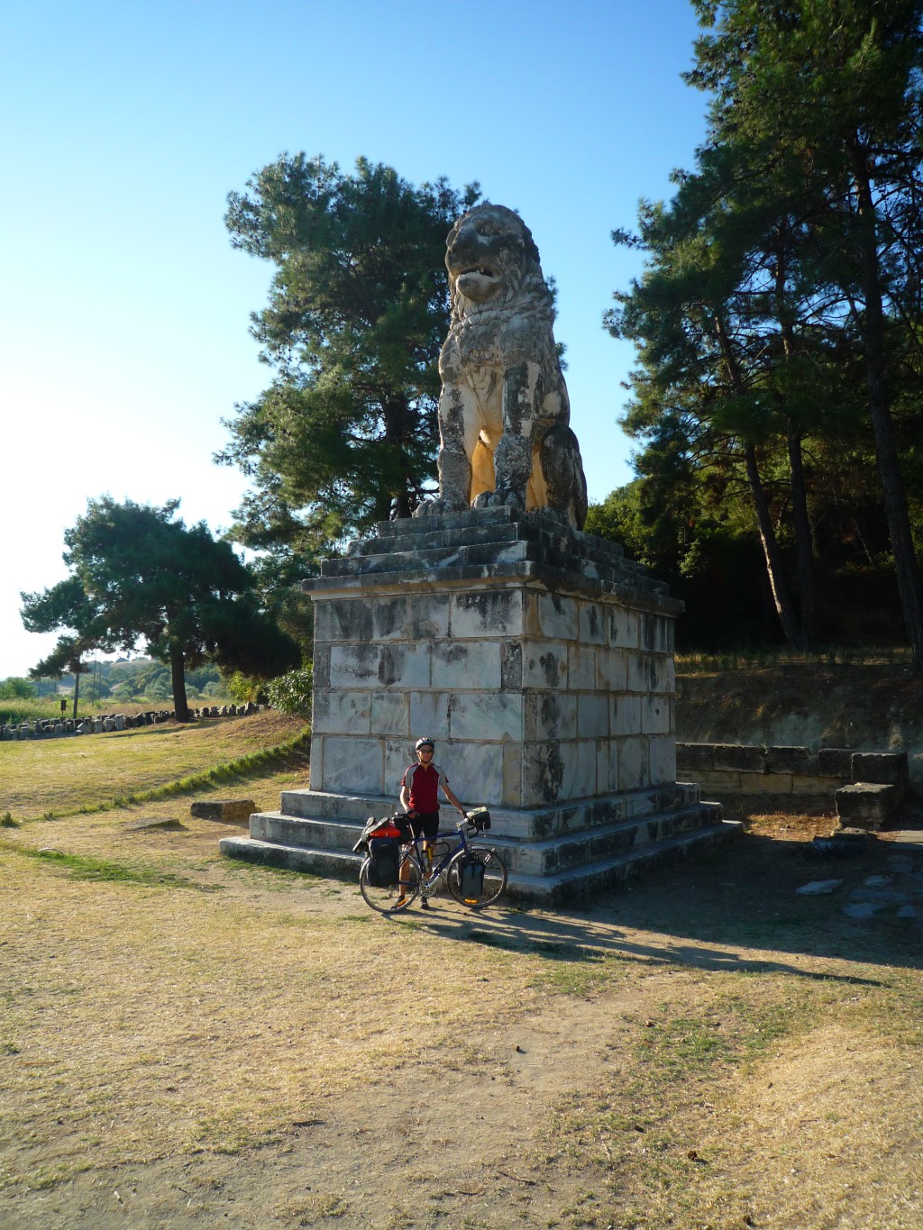 Stone lion at roadside